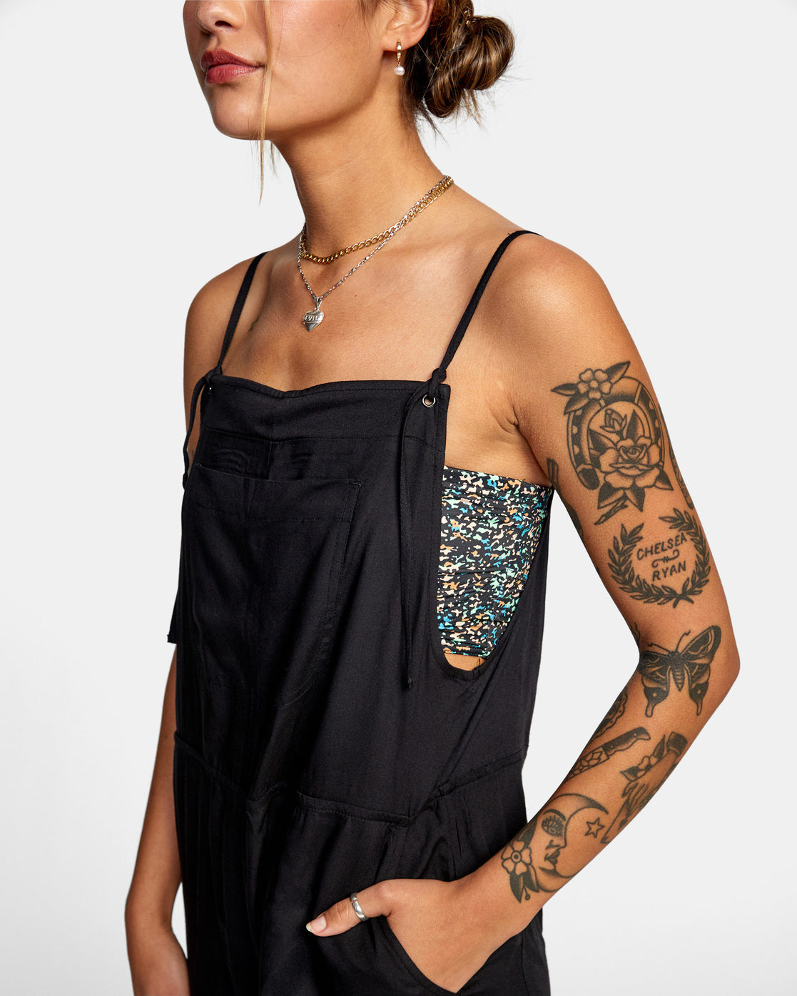 RVCA Jamさま RVCA ZULA JUMPER COVER-UP - PMK0 – Work It Out