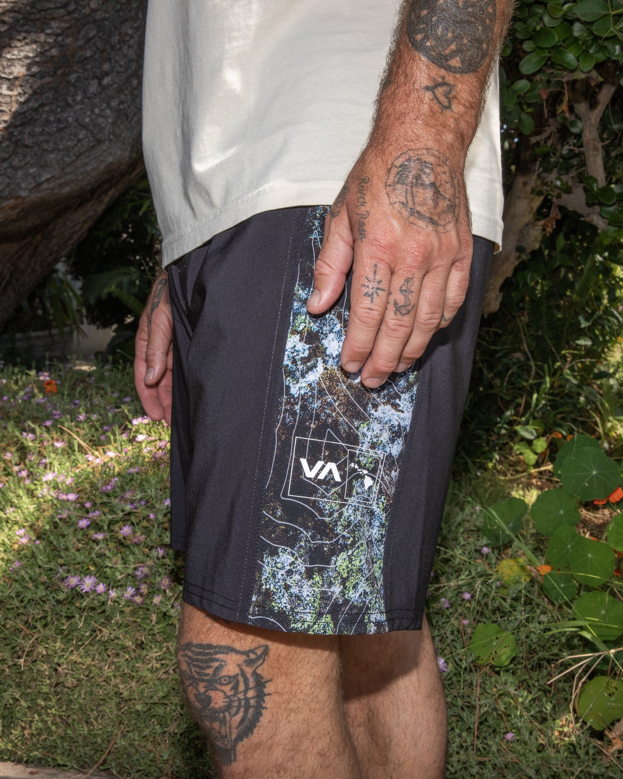 Hawaii Apex 2 Trunk 18" - RVCA