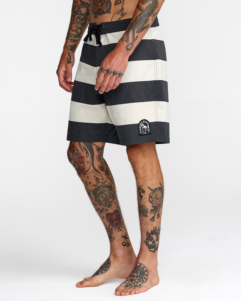 Main Tower TJP Trunk 18" - RVCA