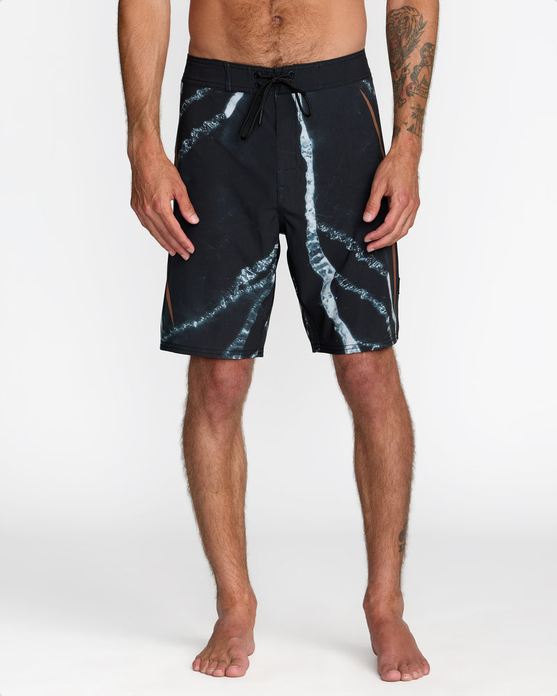 RVCA X Clay  Trunk - RVCA