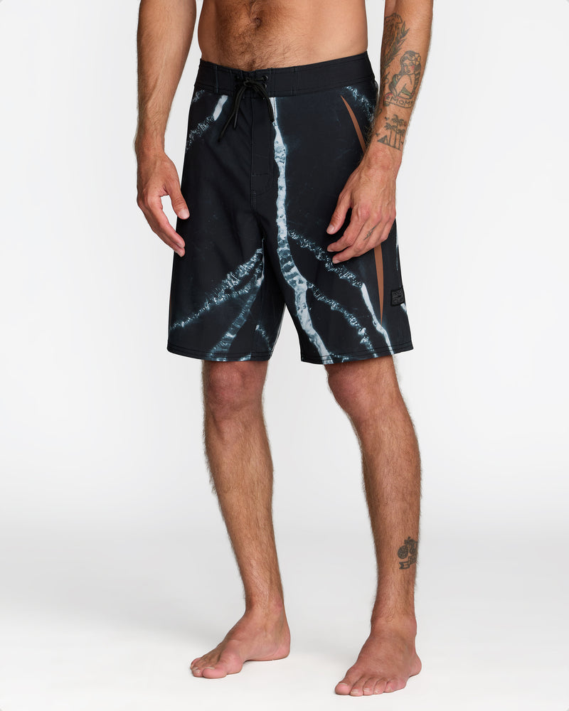 RVCA X Clay  Trunk - RVCA