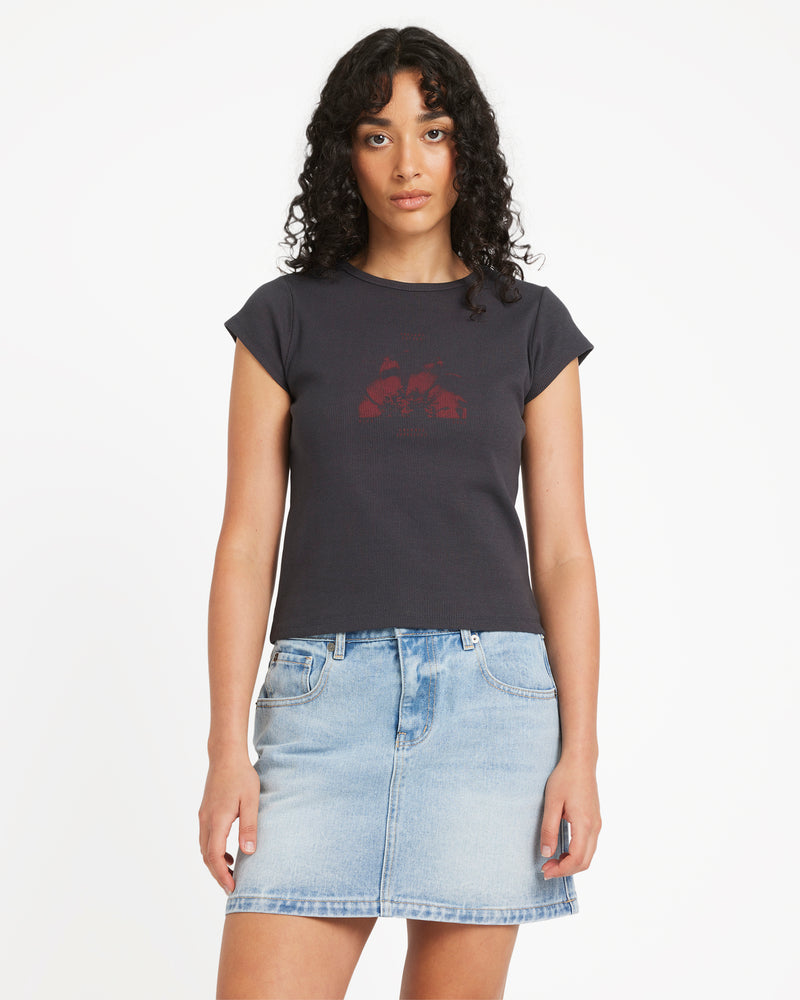 Ribbed Slim Tee- RVCA