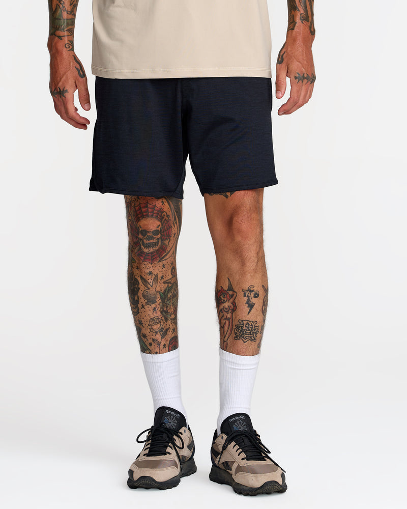 Yogger Recover 17" Short - RVCA