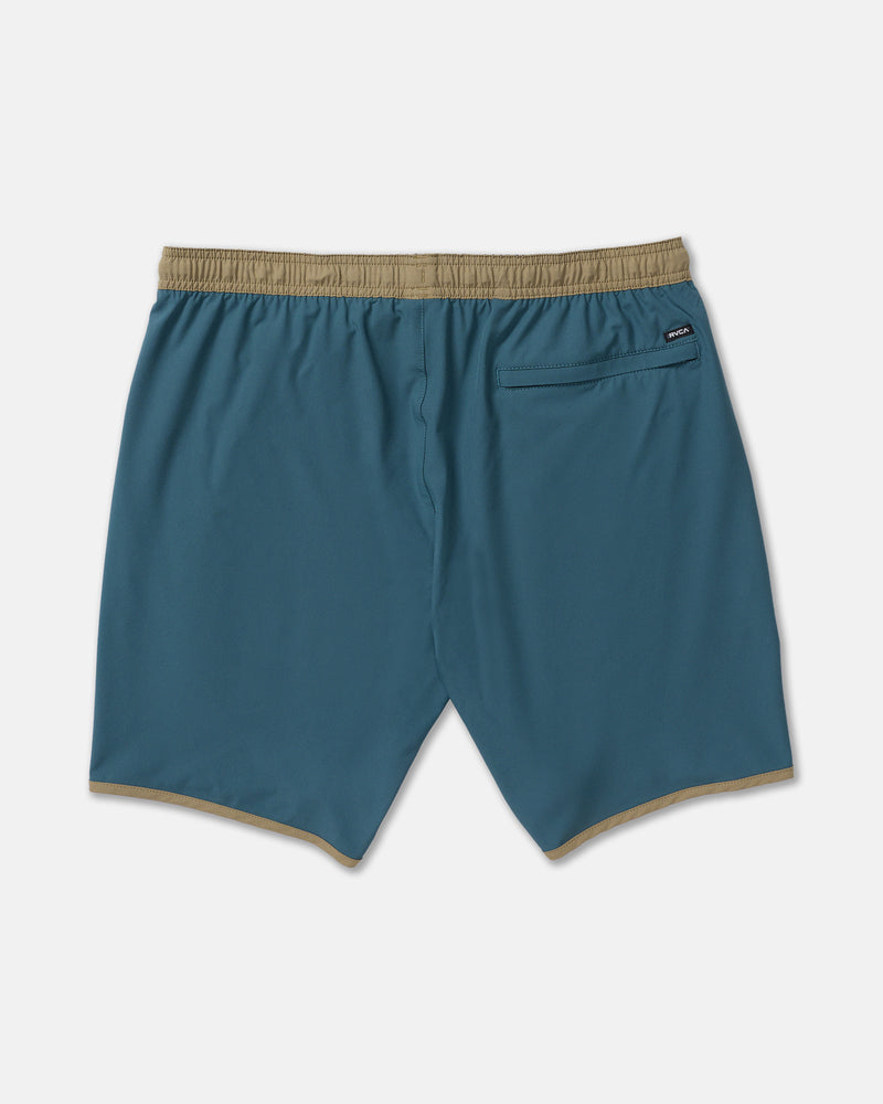 Yogger Stretch Contrast 17" Short - RVCA