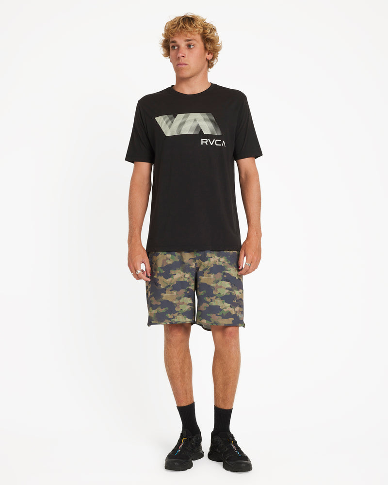 Yogger Stretch Contrast 17" Short- RVCA