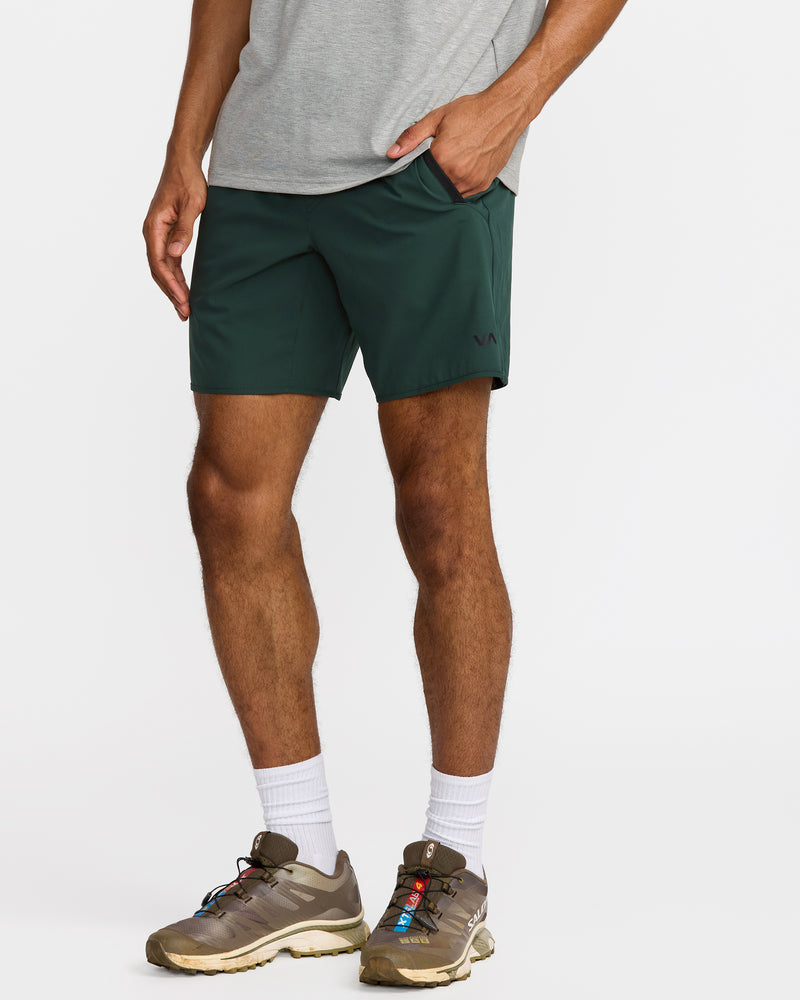 Yogger Stretch 17" Short - RVCA