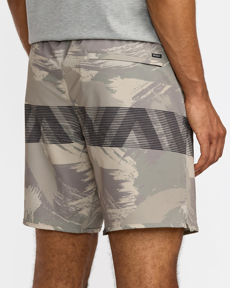 Yogger Stretch 17" Short - RVCA