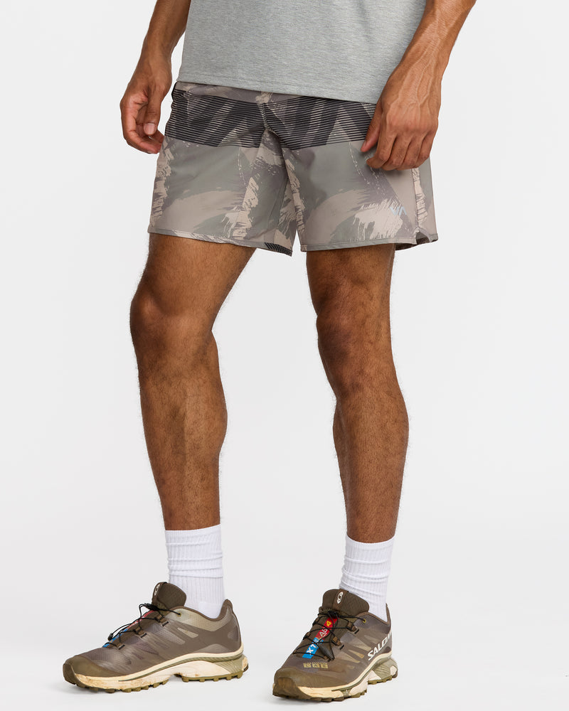 Yogger Stretch 17" Short - RVCA