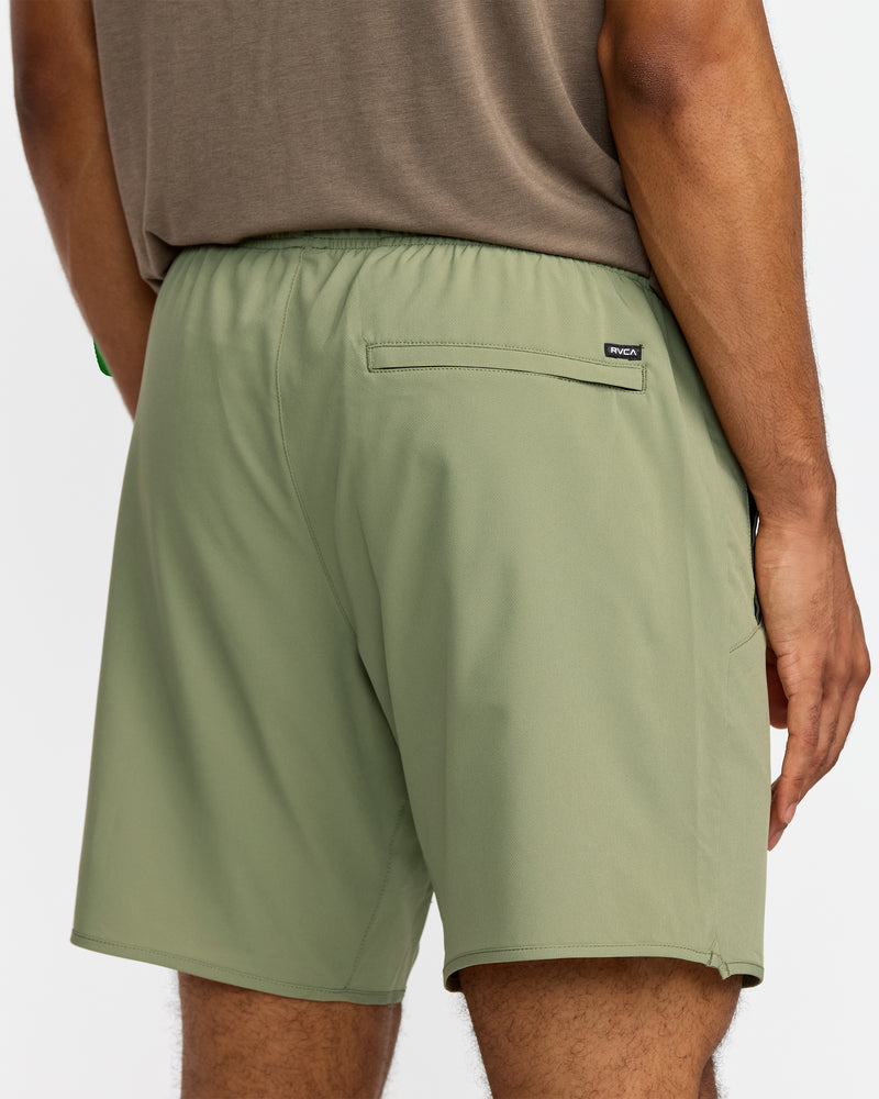 Yogger Stretch 17" Short - RVCA