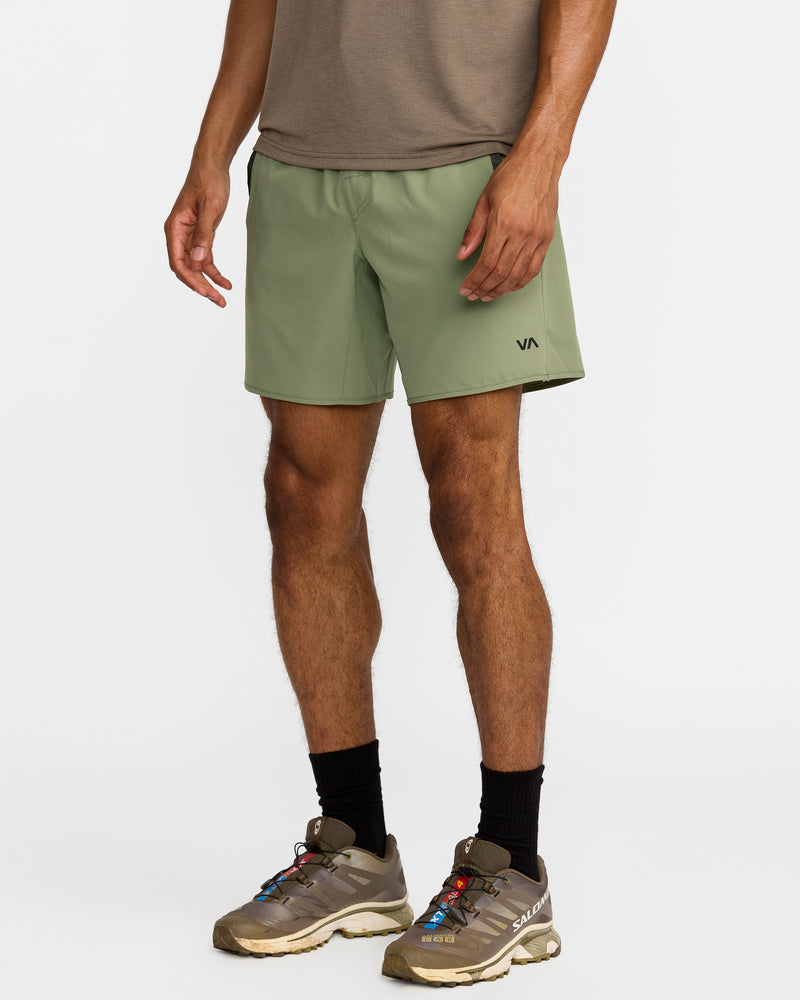 Yogger Stretch 17" Short - RVCA