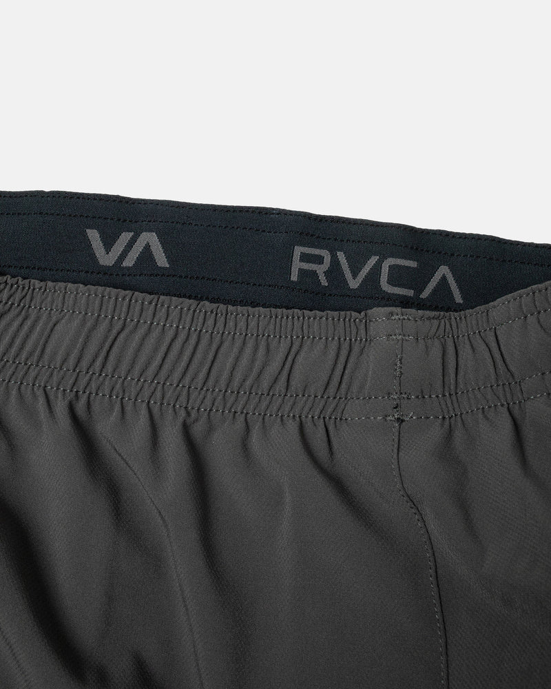 Yogger Stretch 17" Short- RVCA