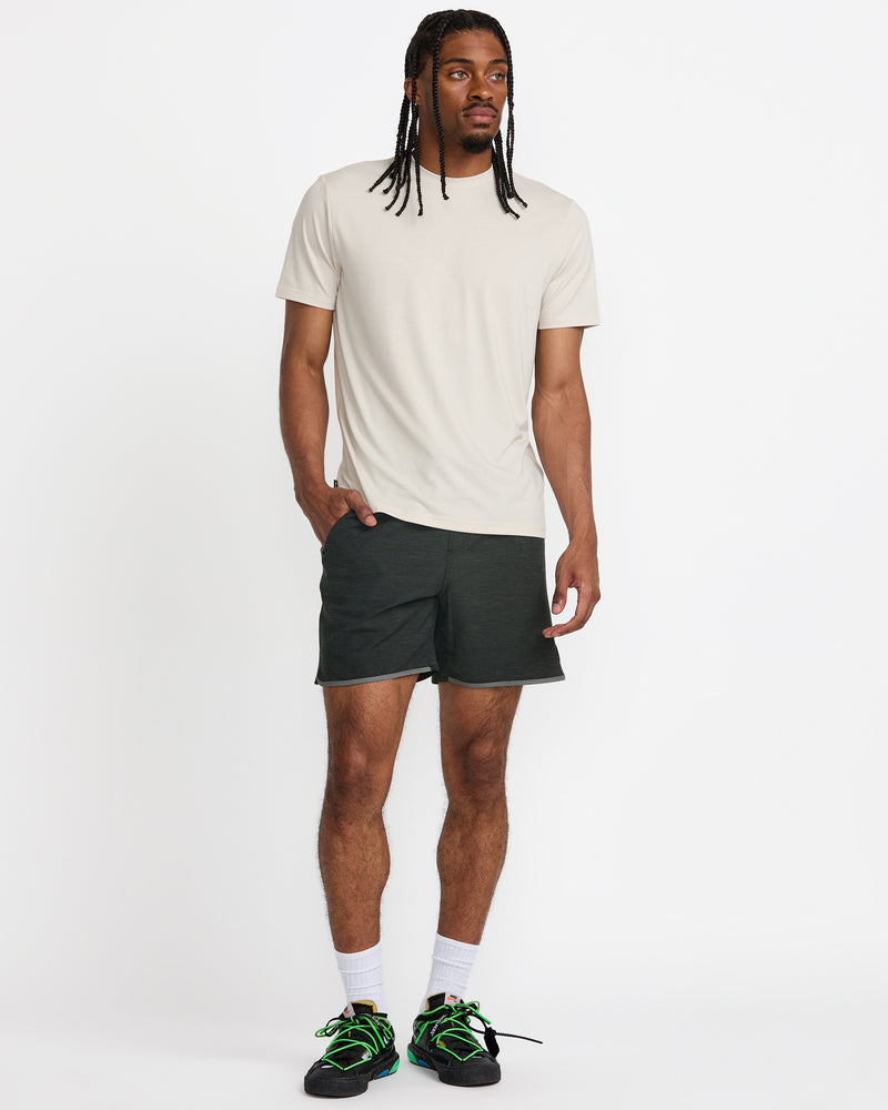 Yogger Hybrid 17" Short - RVCA