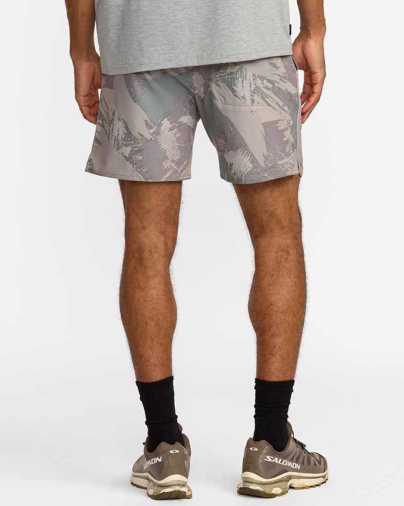 Yogger Hybrid 17" Short - RVCA