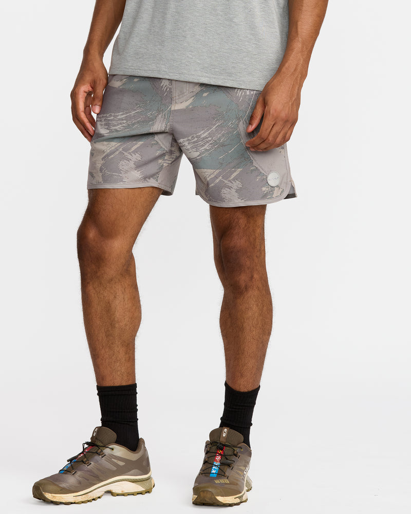 Yogger Hybrid 17" Short - RVCA