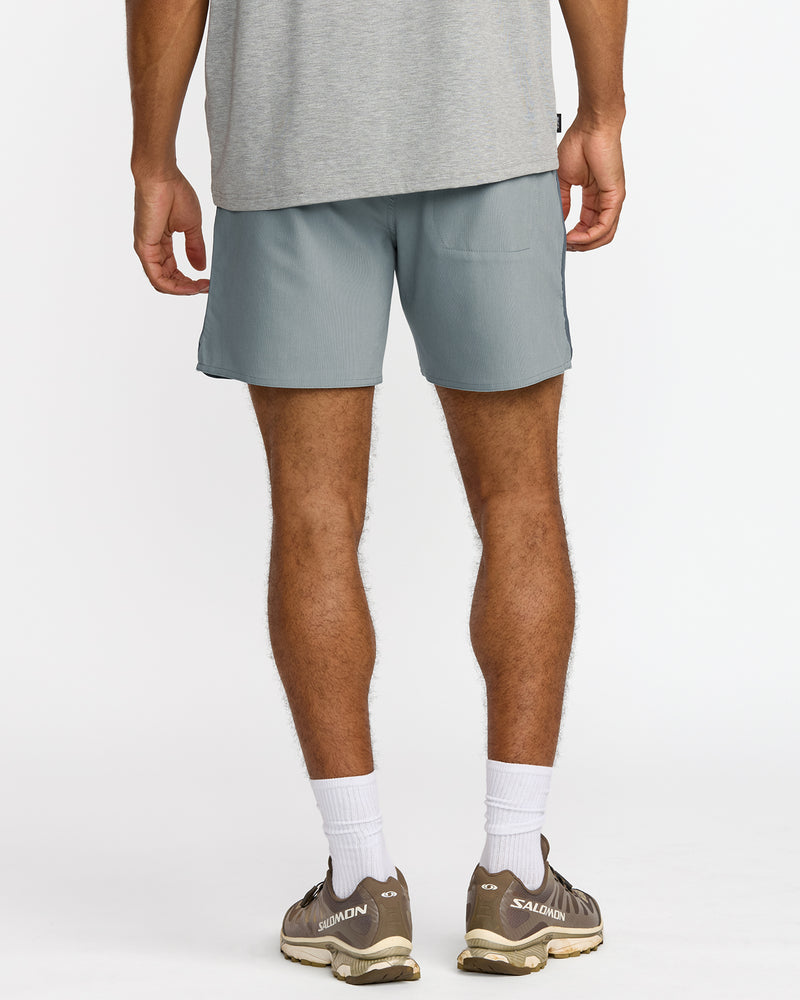 Yogger Hybrid 17" Short - RVCA