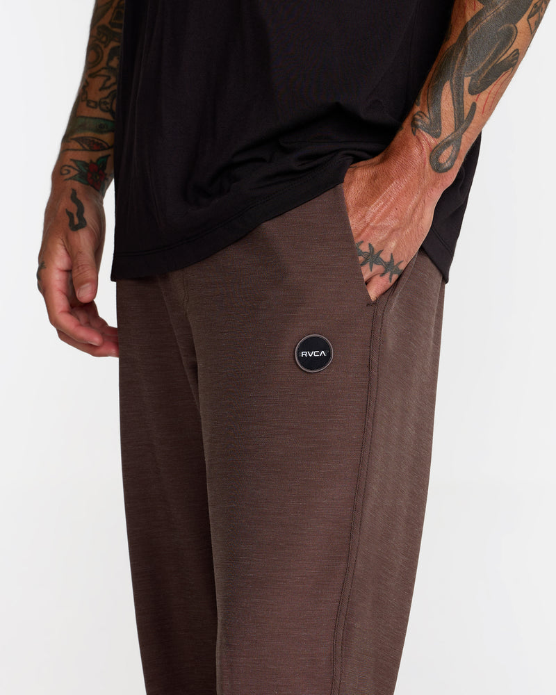 Yogger Ascend Hybrid Pant- RVCA