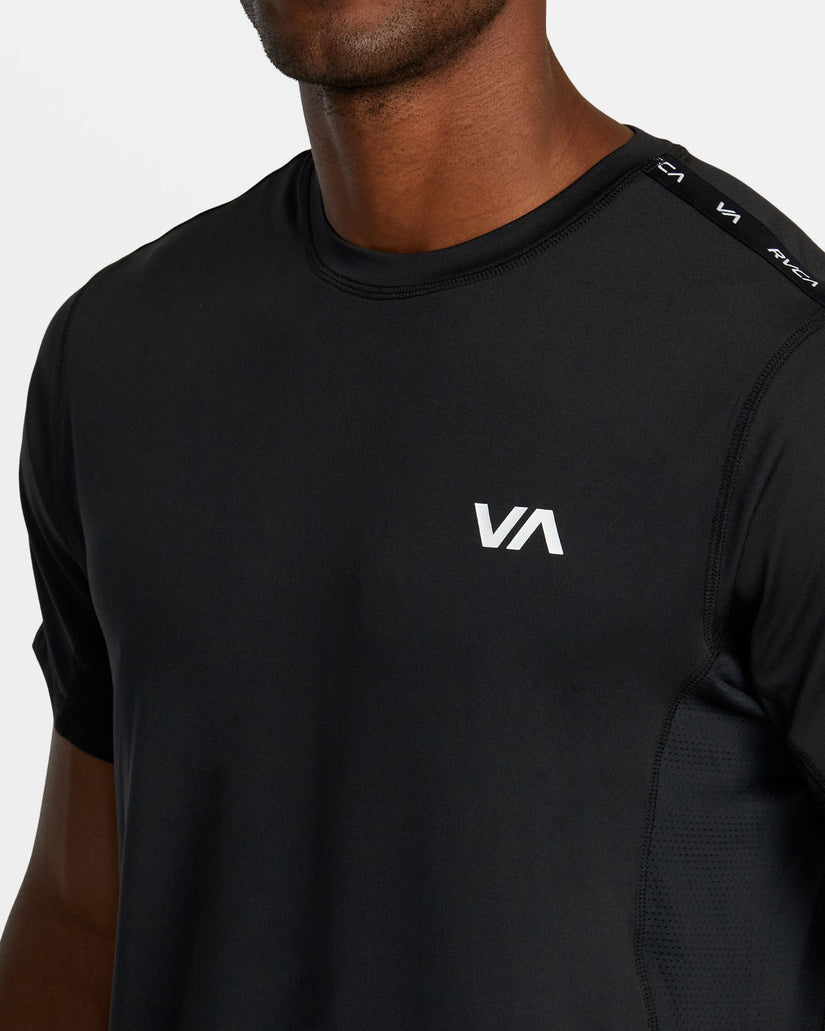 Sport Vent Banded T-Shirt - Black