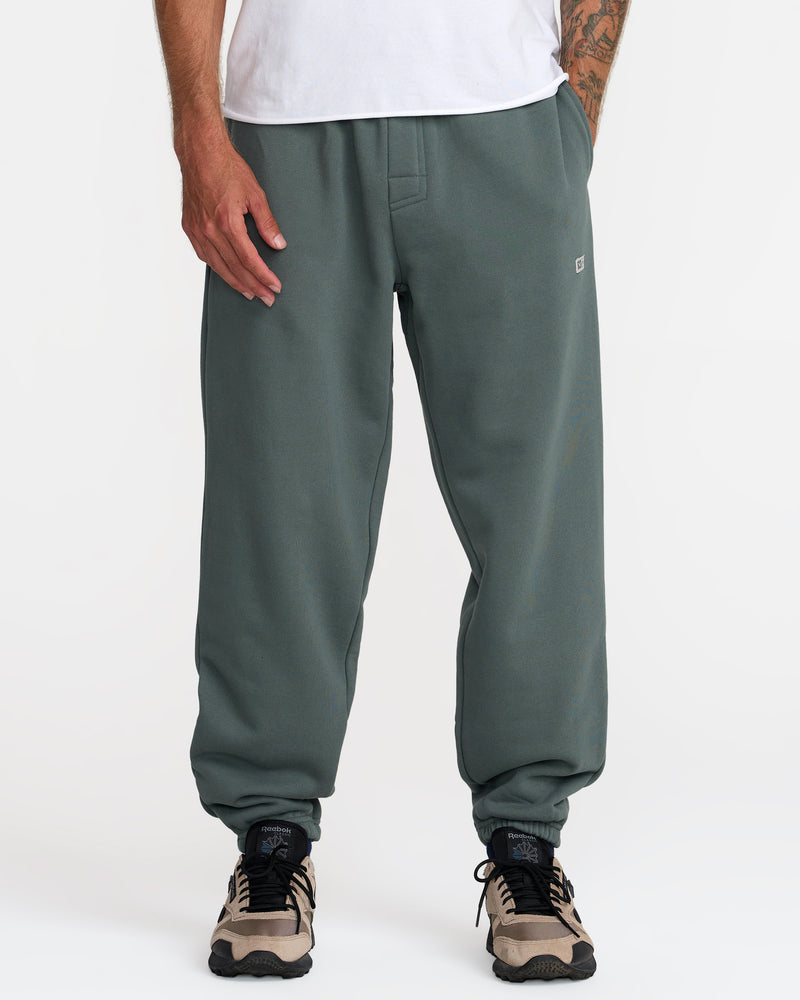 VA Essential Sweatpant- RVCA
