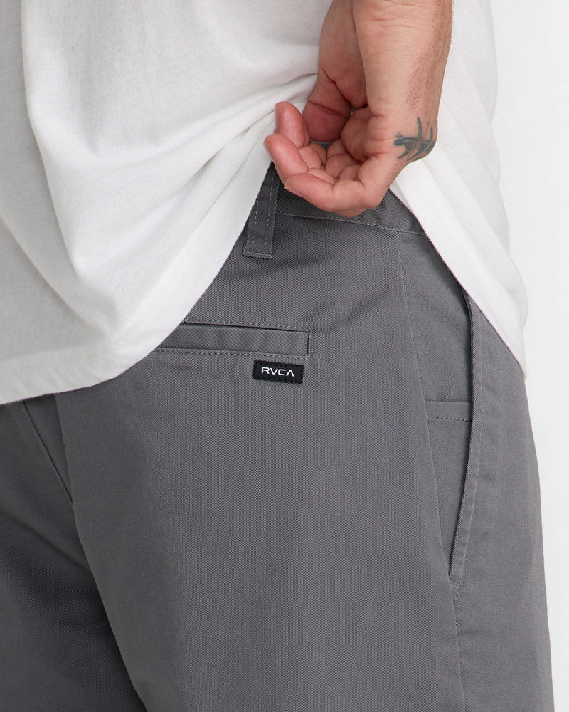 Weekend Stretch Short 20"