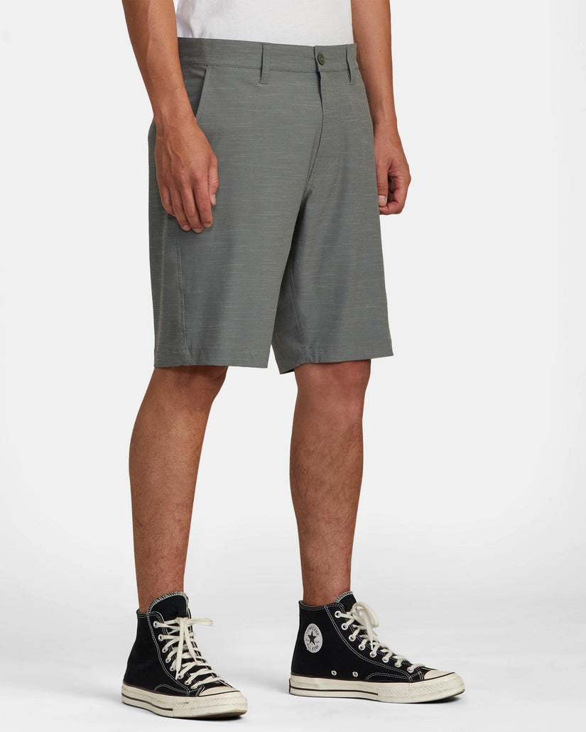 Balance Hybrid 20" Shorts - Olive