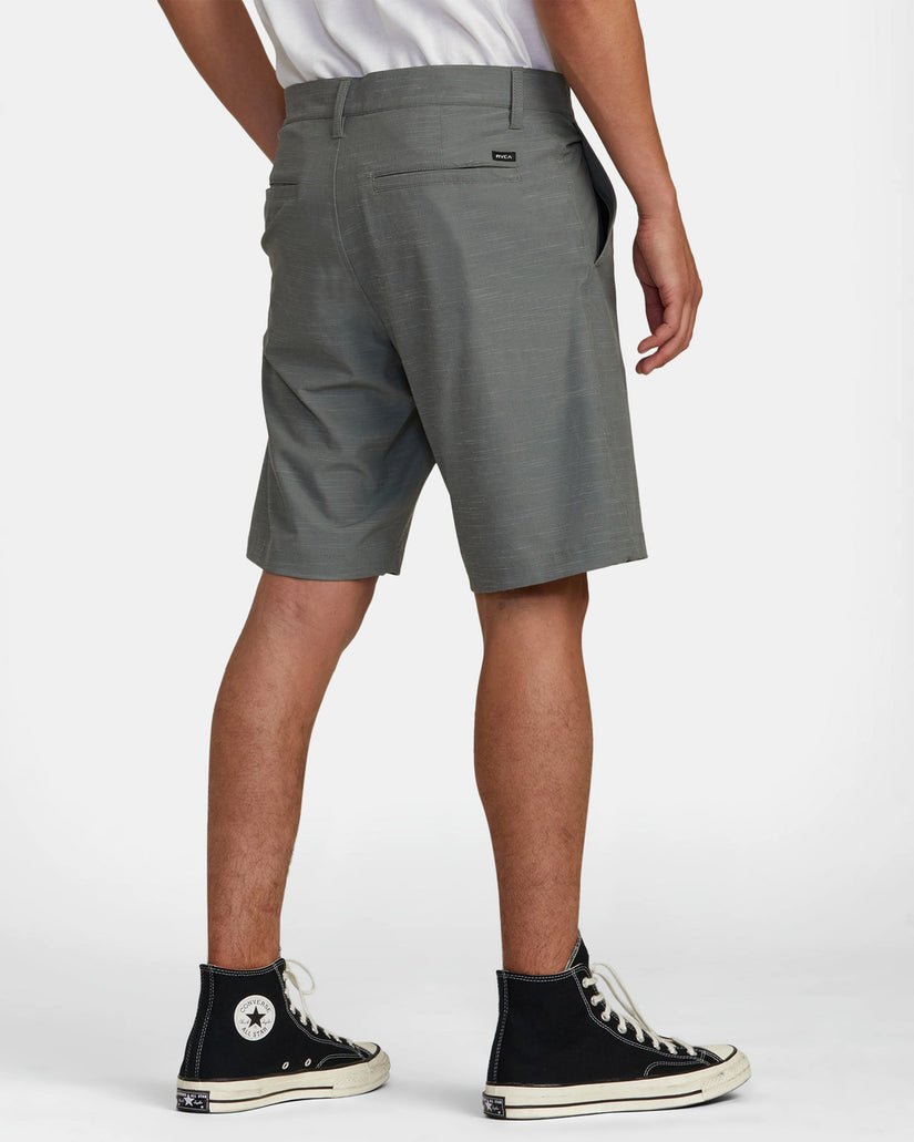 Balance Hybrid Shorts 20” - Olive